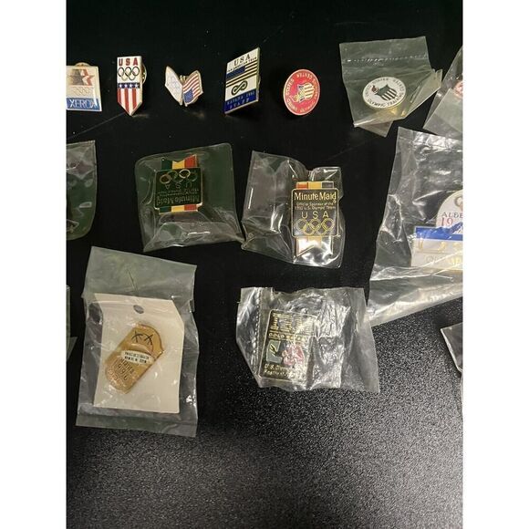 BADGE COLLECTION vintage metal enamel pin Olympic Late 1990s USA - Picture 6 of 12